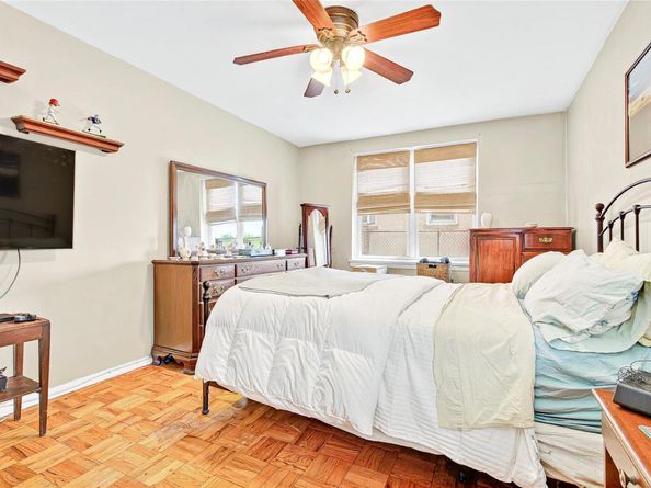 3176 Decatur Avenue 1I, Bronx NY 10467