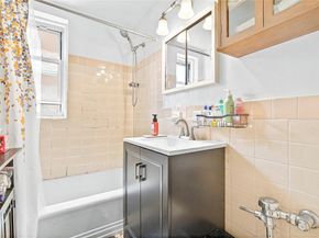 3176 Decatur Avenue 1I, Bronx NY 10467