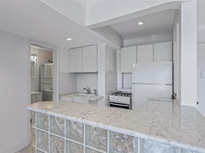 15 Canterbury Road C23, Great Neck NY 11021