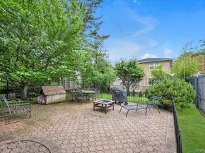 33-64 190th Street, Flushing NY 11358