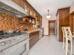 33-64 190th Street, Flushing NY 11358