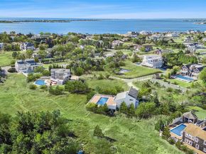 16 Meadow Lane, Westhampton Beach NY 11978