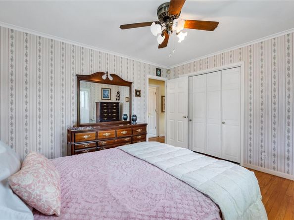 25 Hawthorne Avenue, Central Islip NY 11722