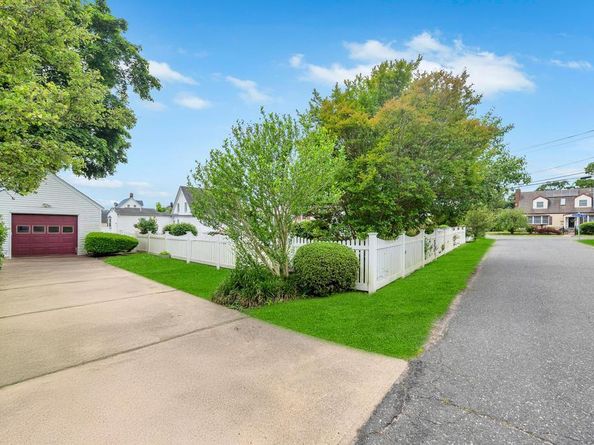 25 Hawthorne Avenue, Central Islip NY 11722