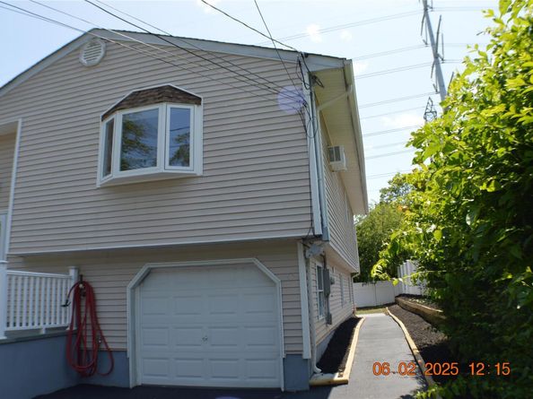 294 Fir Grove Road, Ronkonkoma NY 11779