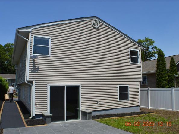 294 Fir Grove Road, Ronkonkoma NY 11779