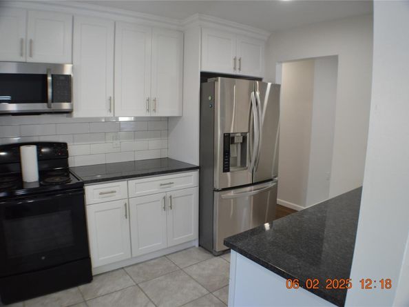 294 Fir Grove Road, Ronkonkoma NY 11779