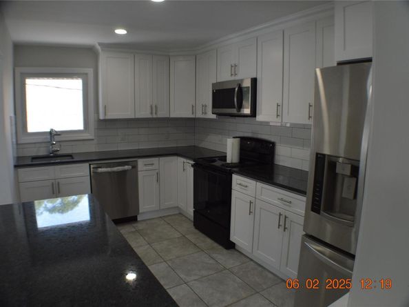 294 Fir Grove Road, Ronkonkoma NY 11779