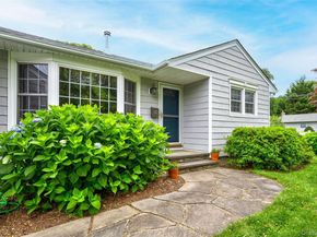 287 4th Avenue, Saint James NY 11780