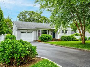 287 4th Avenue, Saint James NY 11780