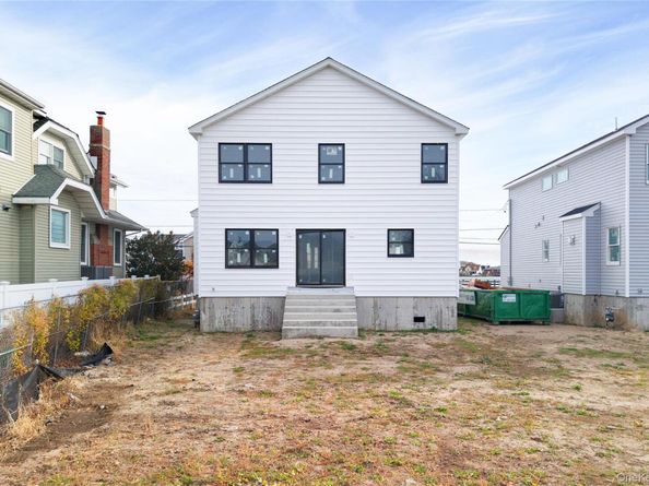 103 Clocks Boulevard, Massapequa NY 11758