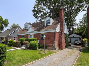 33 Cherry Lane, Carle Place NY 11514