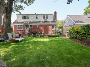 33 Cherry Lane, Carle Place NY 11514