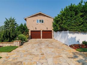 1 Willa Way, Massapequa NY 11758