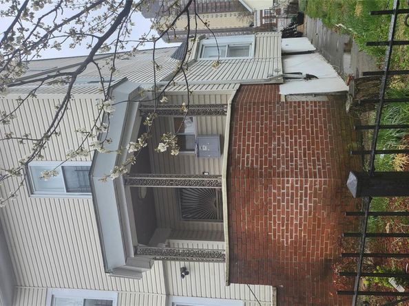 846 215th. Street E, Bronx NY 10467
