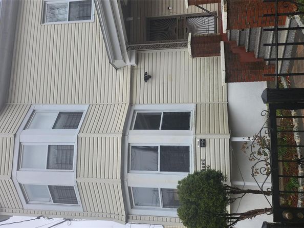 846 215th. Street E, Bronx NY 10467
