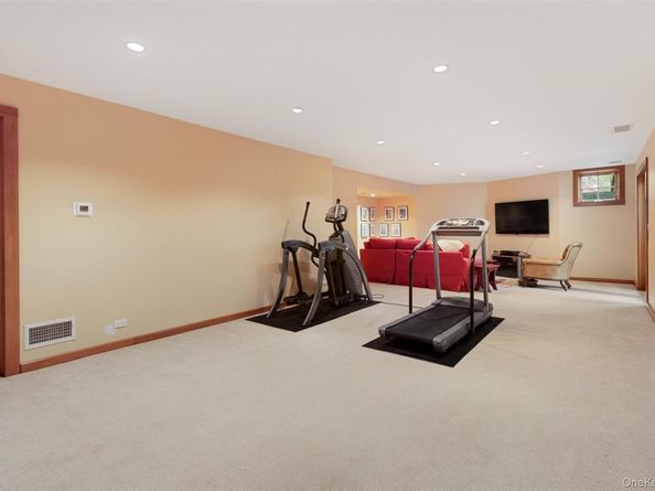 27 Dingle Ridge Road, North Salem NY 10560