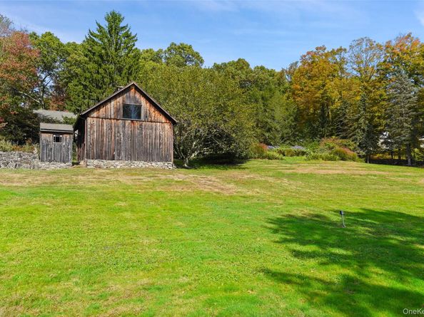 27 Dingle Ridge Road, North Salem NY 10560