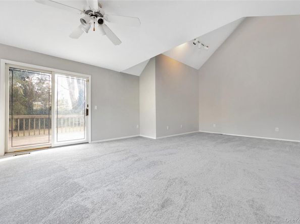 8 Beach Manor Court, West Islip NY 11795