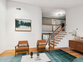 20 Sagamore Way S, Jericho NY 11753
