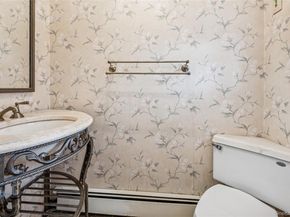 20 Sagamore Way S, Jericho NY 11753
