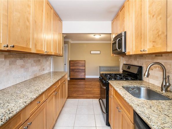 50 White Oak Street 3G, New Rochelle NY 10801