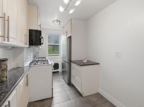 55 Knolls Crescent 4E, Bronx NY 10463