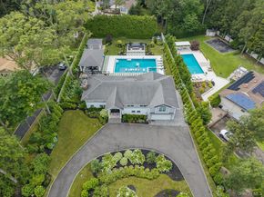 22 Beaumont Drive, Melville NY 11747