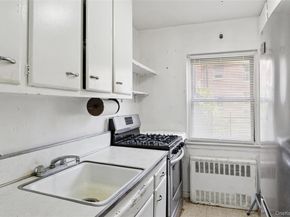 196-30 67th Avenue 1, Fresh Meadows NY 11365