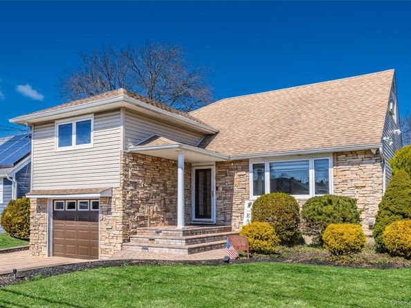 2335 Grand Avenue, Bellmore NY 11710