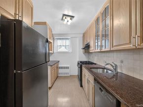 5700 Arlington Avenue 22B, Bronx NY 10471