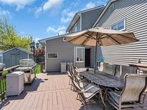 35 Peachtree Lane, Hicksville NY 11801