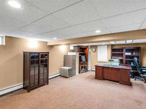 35 Peachtree Lane, Hicksville NY 11801