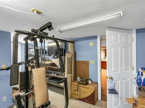 35 Peachtree Lane, Hicksville NY 11801