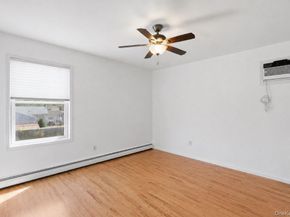 1433 Manatuck Boulevard, Bay Shore NY 11706
