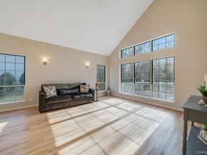 206 Dorado Court N, Middle Island NY 11953