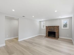 452 Montauk Highway, East Quogue NY 11942