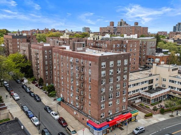 67-25 Dartmouth Street 6D, Forest Hills NY 11375