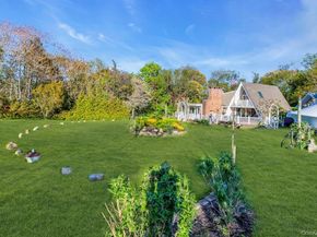 995 Red Fox Road, Mattituck NY 11952