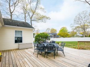 4 Mount Oak Place, Ridge NY 11961