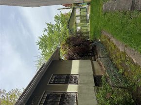 819 E 221st Street, Bronx NY 10467
