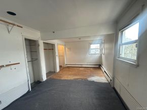 41 Avalon Road, Hewlett NY 11557