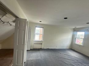 41 Avalon Road, Hewlett NY 11557