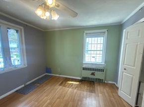 41 Avalon Road, Hewlett NY 11557