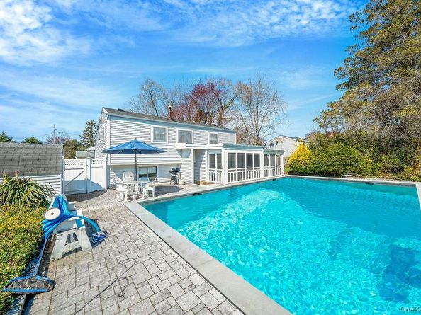 289 W 17th Street, Deer Park NY 11729