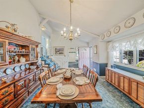 289 W 17th Street, Deer Park NY 11729