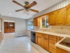 171 Nathan Drive, Bohemia NY 11716