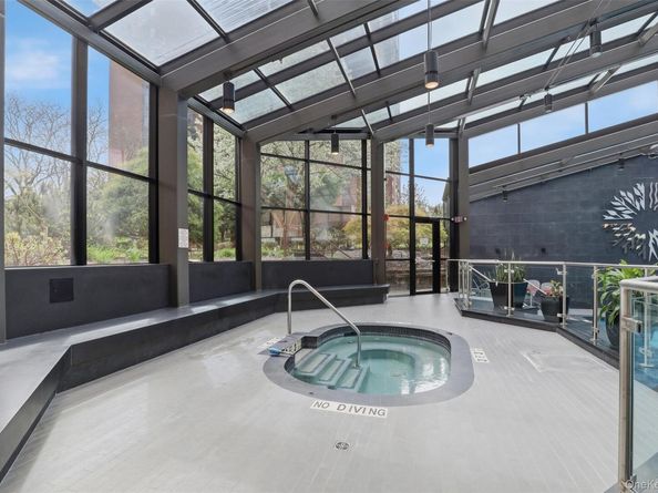 4 Martine Avenue 107, White Plains NY 10606