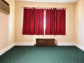 72-15 73 Street, Glendale NY 11385