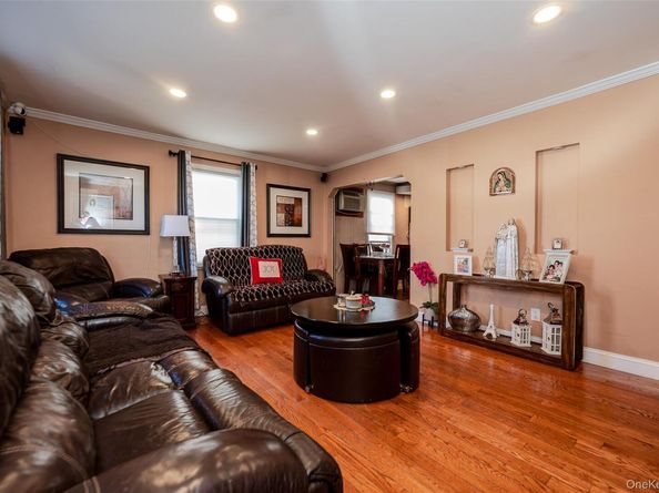 126 Scranton Avenue, Lynbrook NY 11563
